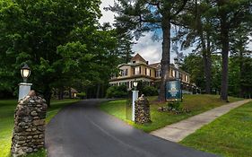 Rockwell Falls Inn And Wine Bar
